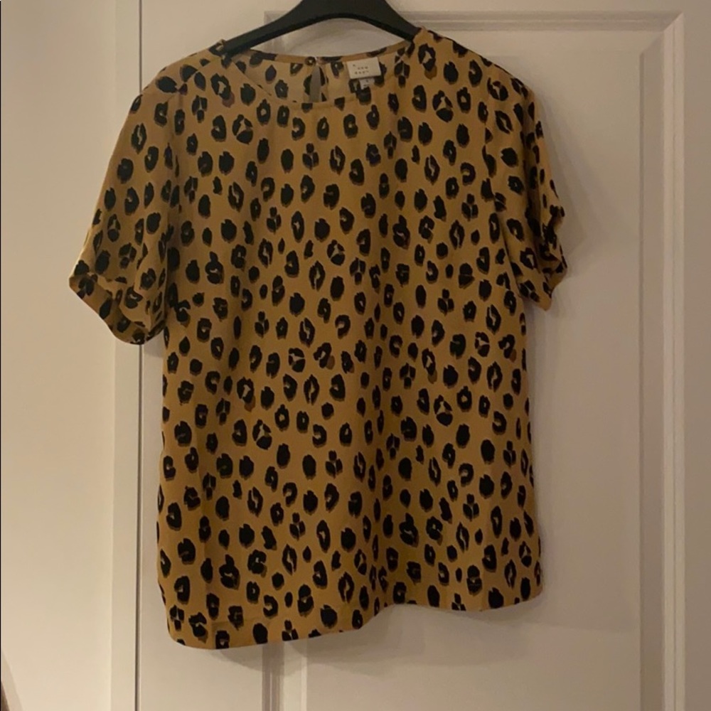 A New Day Cheetah Print Blouse Tshirt Size S